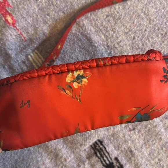Lug Red Floral Ranger Crossbody Bag EUC - Picture 3 of 5